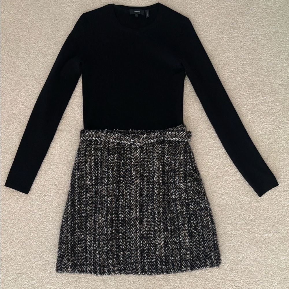 NWOT Theory Long Sleeved Ribbed Combo Knit Dress size small